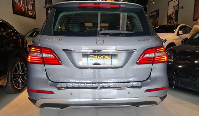 
								MERCEDES-BENZ ML 350 BLUETEC V6 DIESEL full									