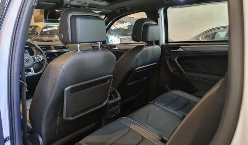 
								VOLKSWAGEN TIGUAN ALLSPACE R-LINE full									
