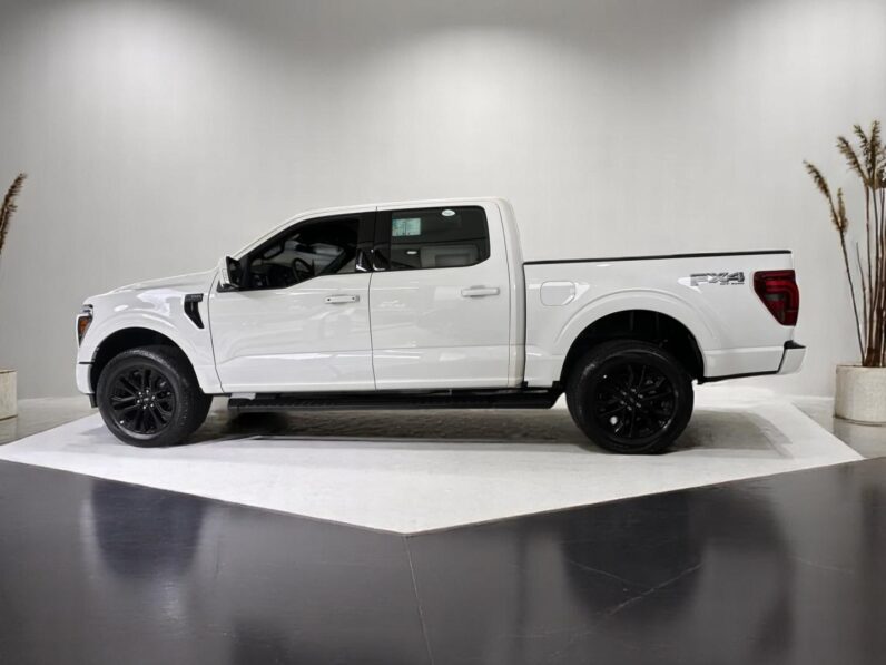 FORD F-150 5.0 V8 GASOLINA CD LARIAT FX4 AUTOMÁTICO