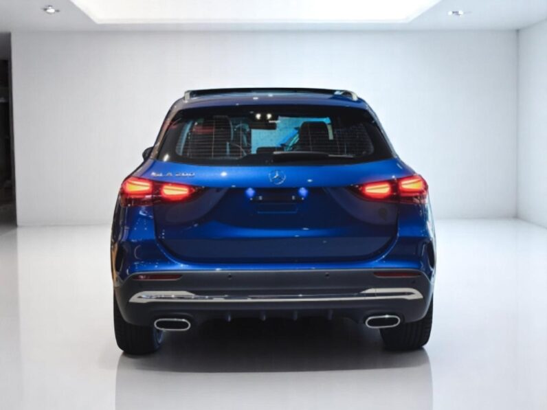 MERCEDES-BENZ GLA 200 1.3 MHEV AMG LINE 7G-DCT