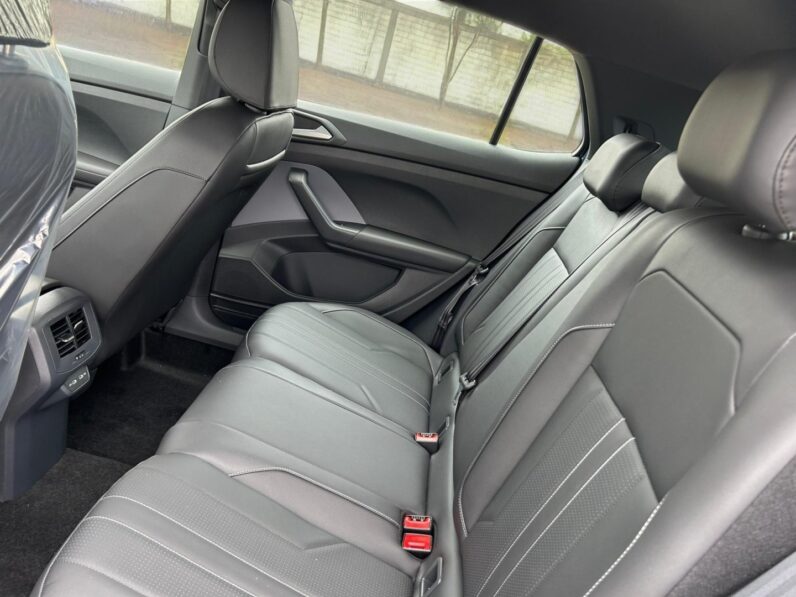 VOLKSWAGEN T-CROSS 1.0 200 TSI TOTAL FLEX COMFORTLINE AUTOMÁTICO