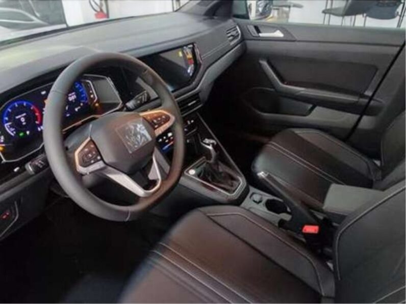 VOLKSWAGEN NIVUS 1.0 200 TSI TOTAL FLEX HIGHLINE AUTOMÁTICO