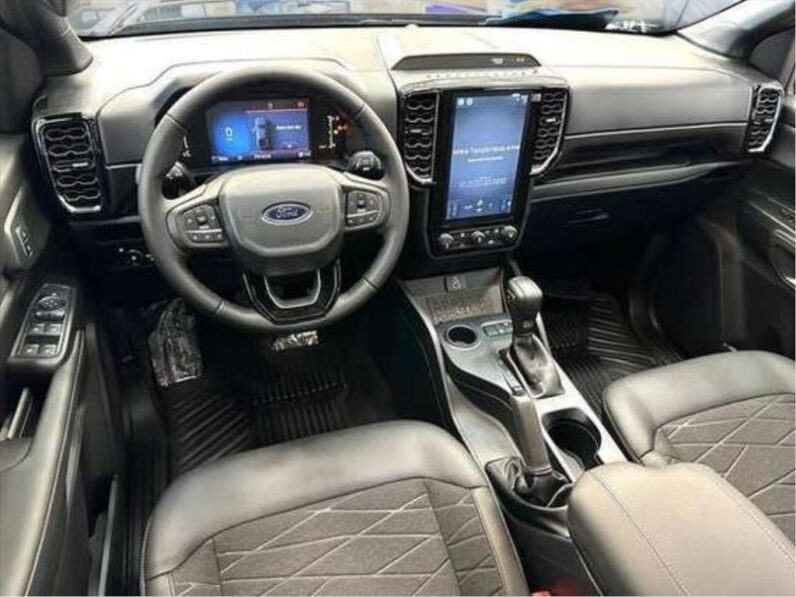 FORD RANGER 2.0 TURBO DIESEL CD BLACK 4X2 AUTOMÁTICO