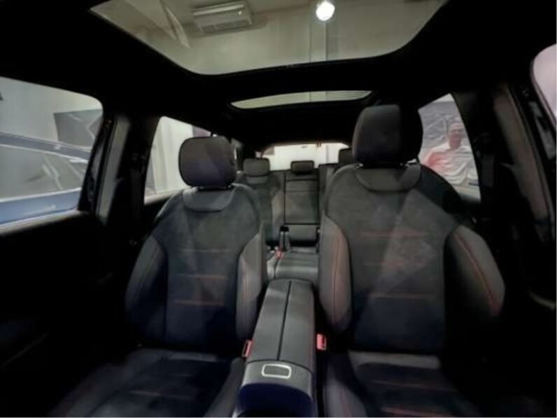 MERCEDES-BENZ GLB 220 2.0 MHEV AMG LINE 4MATIC 8G-DCT