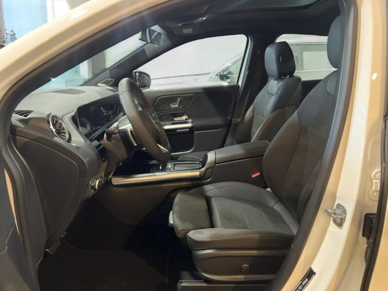 MERCEDES-BENZ GLA 200 1.3 MHEV AMG LINE 7G-DCT