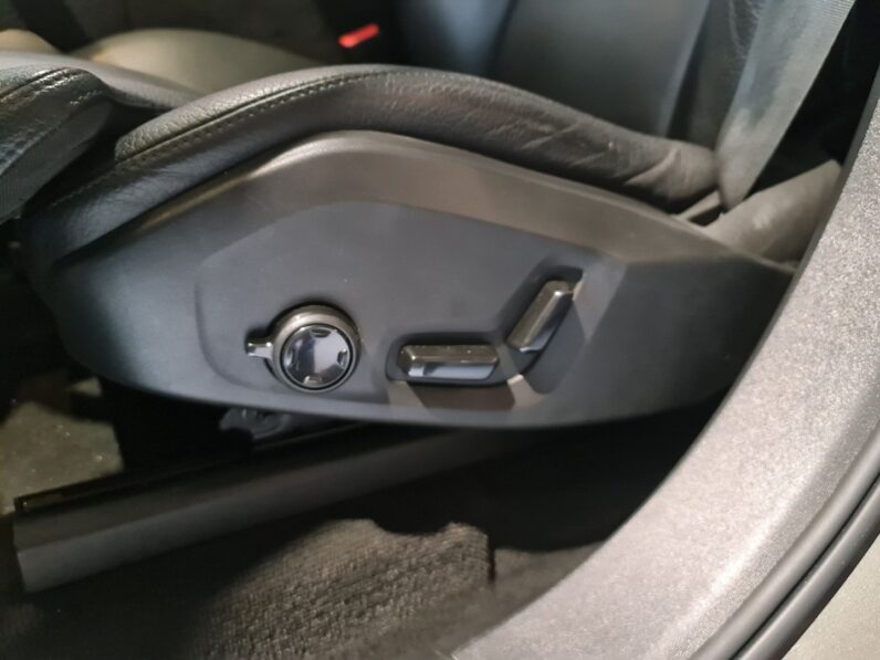 VOLVO XC90 2.0 T8 HYBRID INSCRIPTION EXPRESSION AWD GEARTRONIC