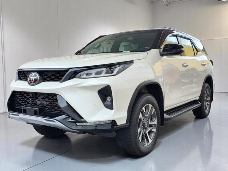TOYOTA HILUX SW4 DIAMOND 2.8 TB 4X4 DIE. AUT