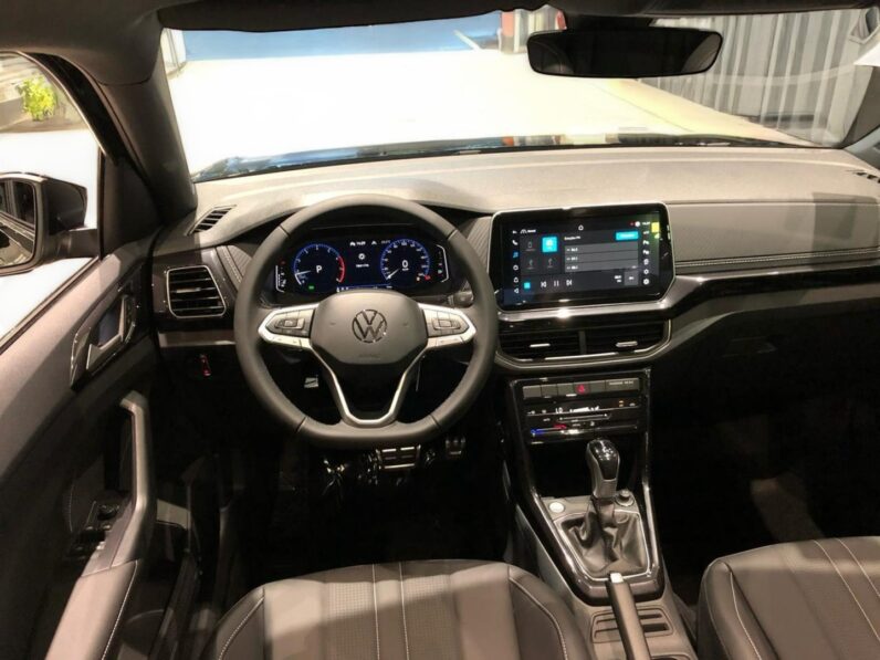 VOLKSWAGEN T-CROSS 1.4 250 TSI TOTAL FLEX HIGHLINE AUTOMÁTICO