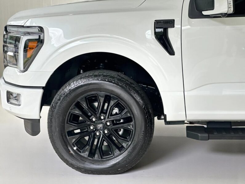 FORD F-150 5.0 V8 GASOLINA CD LARIAT FX4 AUTOMÁTICO