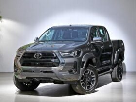 TOYOTA HILUX 2.8 D-4D TURBO DIESEL CD SRX PLUS 4X4 AUTOMÁTICO