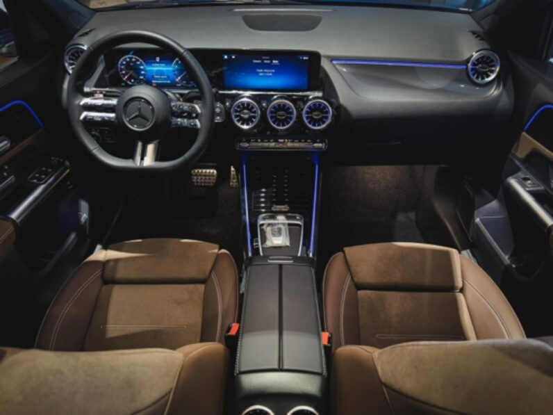 MERCEDES-BENZ GLA 200 1.3 MHEV AMG LINE 7G-DCT