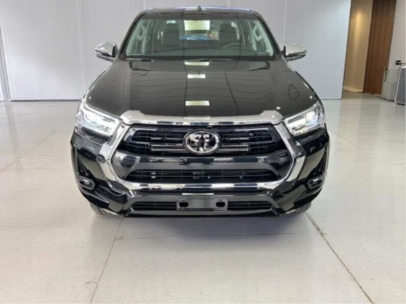 TOYOTA HILUX 2.8 D-4D TURBO DIESEL CD SRX 4X4 AUTOMÁTICO