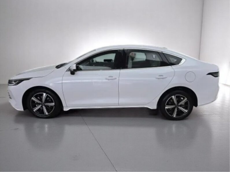 BYD KING 1.5 DM-I PHEV GS AUTOMÁTICO