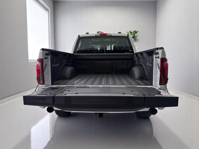 FORD F-150 5.0 V8 GASOLINA CD LARIAT FX4 AUTOMÁTICO