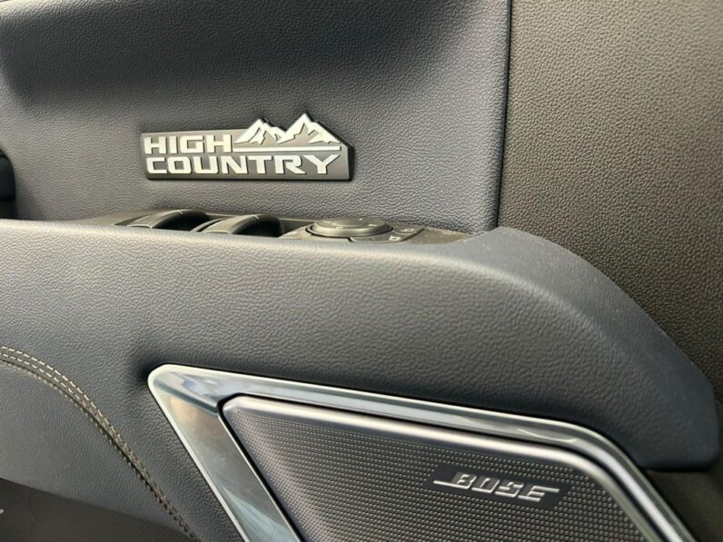 CHEVROLET SILVERADO 5.3 V8 GASOLINA 1500 HIGH COUNTRY 4X4 AUTOMÁTICO