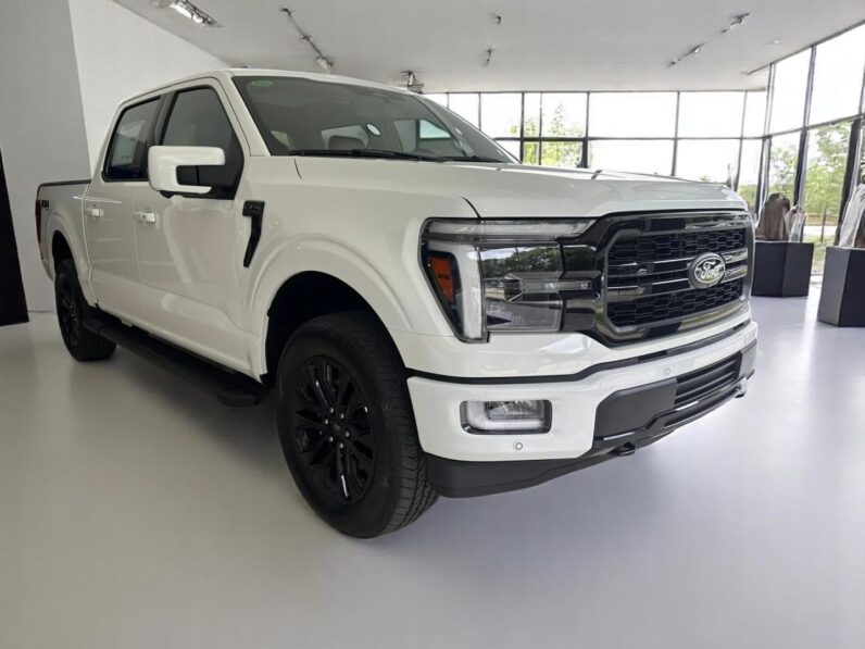 FORD F-150 5.0 V8 GASOLINA CD LARIAT FX4 AUTOMÁTICO