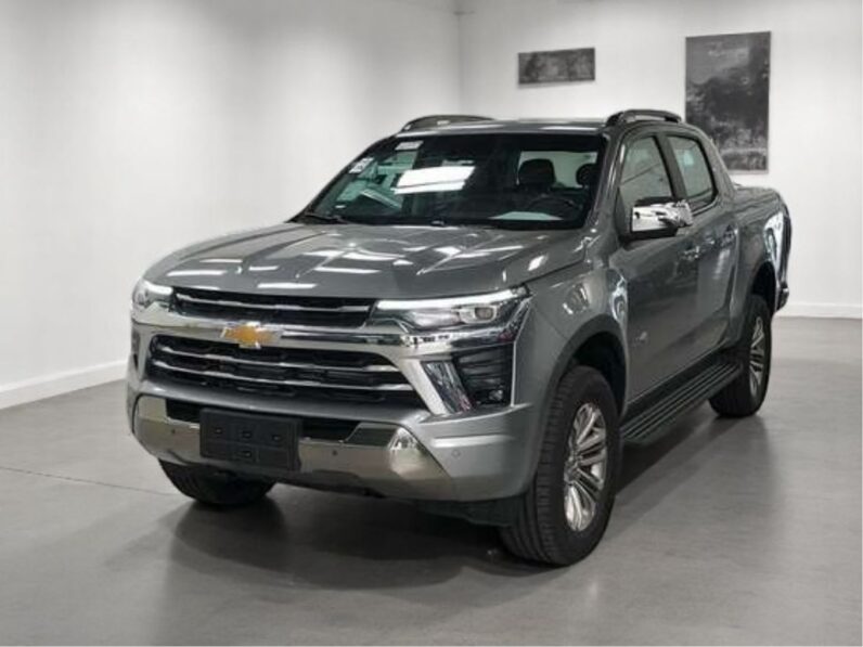 CHEVROLET S10 2.8 16V TURBO DIESEL HIGH COUNTRY CD 4X4 AUTOMÁTICO