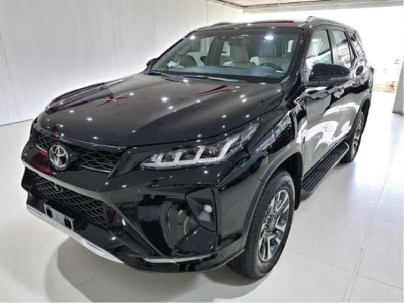 TOYOTA HILUX SW4 DIAMOND 2.8 TB 4X4 DIE. AUT