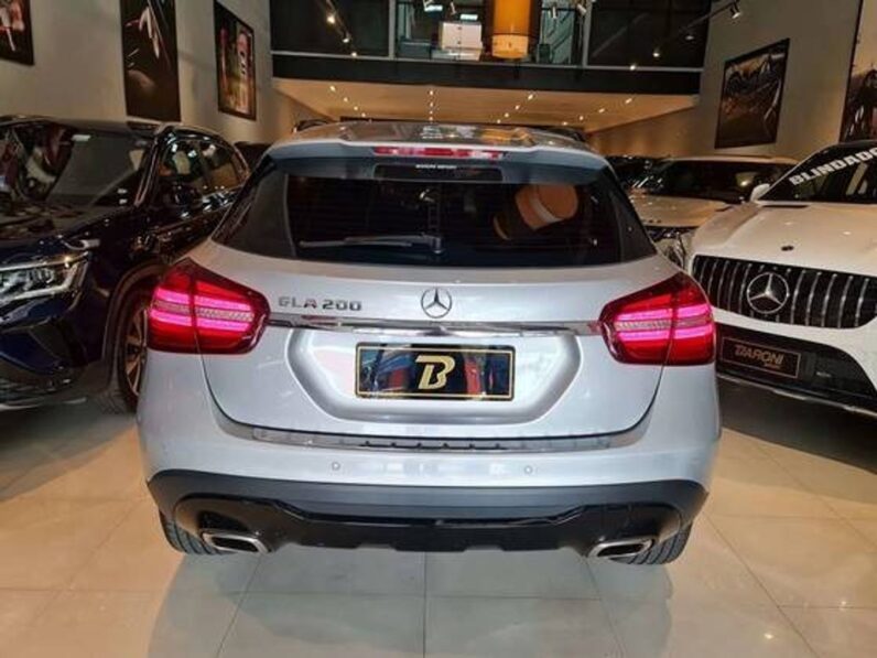 MERCEDES-BENZ GLA 200 1.6 CGI FLEX NIGHT 7G-DCT