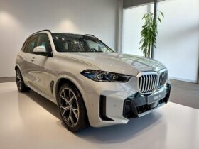 BMW X5 3.0 I6 TURBO HÍBRIDO XDRIVE50E M SPORT AUTOMÁTICO