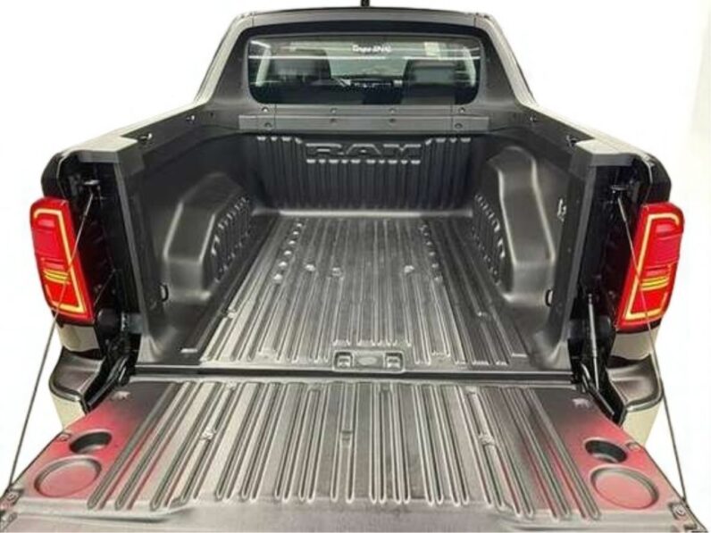 RAM RAMPAGE 2.0 HURRICANE 4 TURBO GASOLINA R/T 4X4 AUTOMÁTICO