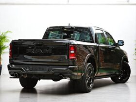 RAM 1500 5.7 V8 GASOLINA LIMITED NIGHT EDITION CD 4X4 AUTOMÁTICO