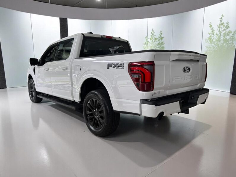 FORD F-150 5.0 V8 GASOLINA CD LARIAT FX4 AUTOMÁTICO