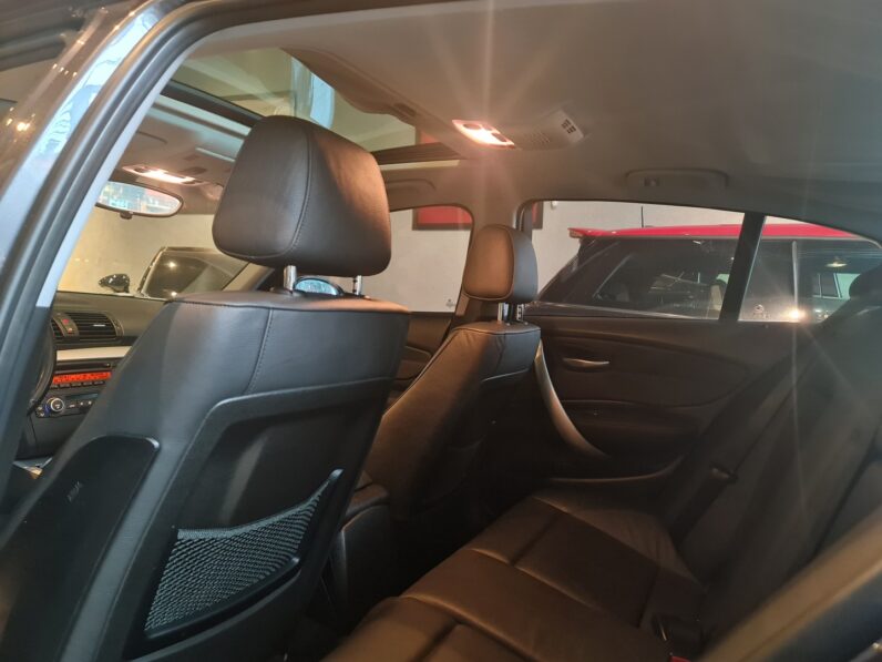 BMW 120i 2.0 TOP HATCH 16V GASOLINA 4P AUTOMÁTICO