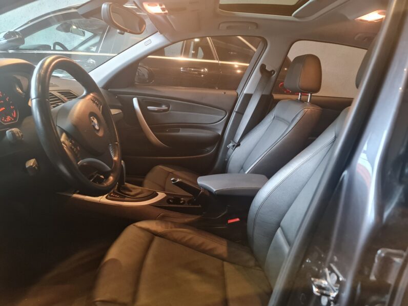 BMW 120i 2.0 TOP HATCH 16V GASOLINA 4P AUTOMÁTICO