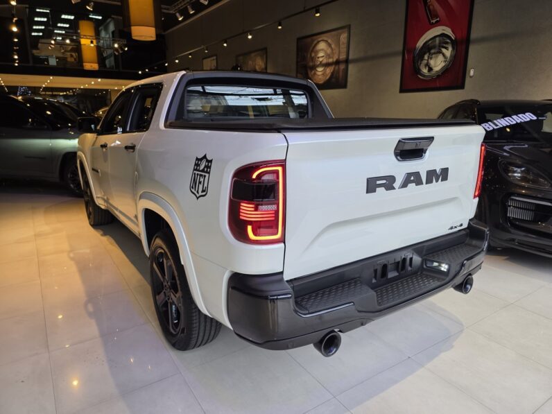 RAM RAMPAGE 2.0 HURRICANE 4 TURBO GASOLINA R/T 4X4 AUTOMÁTICO