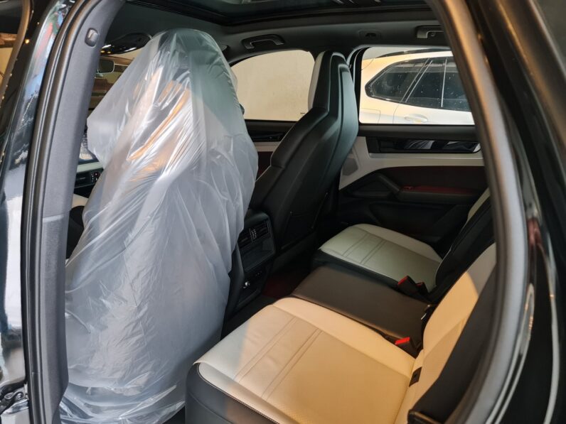 PORSCHE CAYENNE 3.0 V6 E-HYBRID AWD TIPTRONIC S