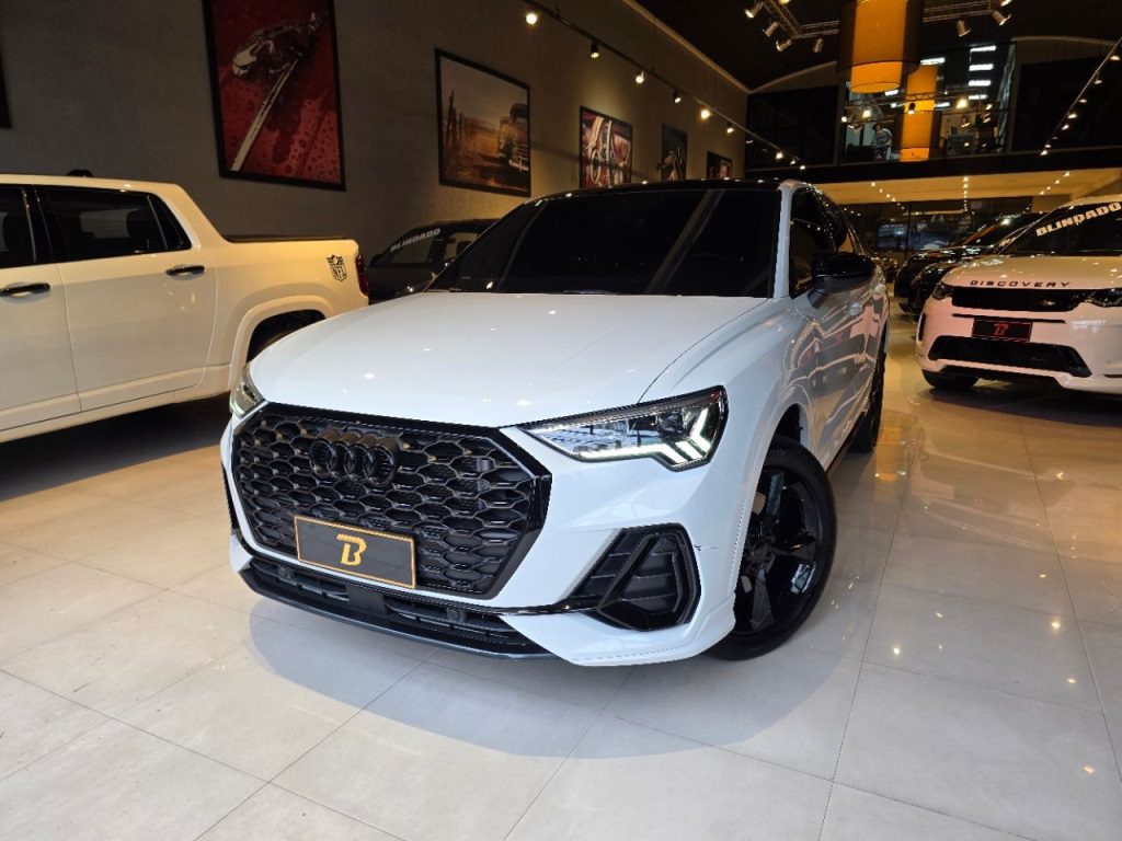 AUDI Q3 2.0 40 TFSI GASOLINA SPORTBACK PERFORMANCE BLACK QUATTRO TIPTRONIC