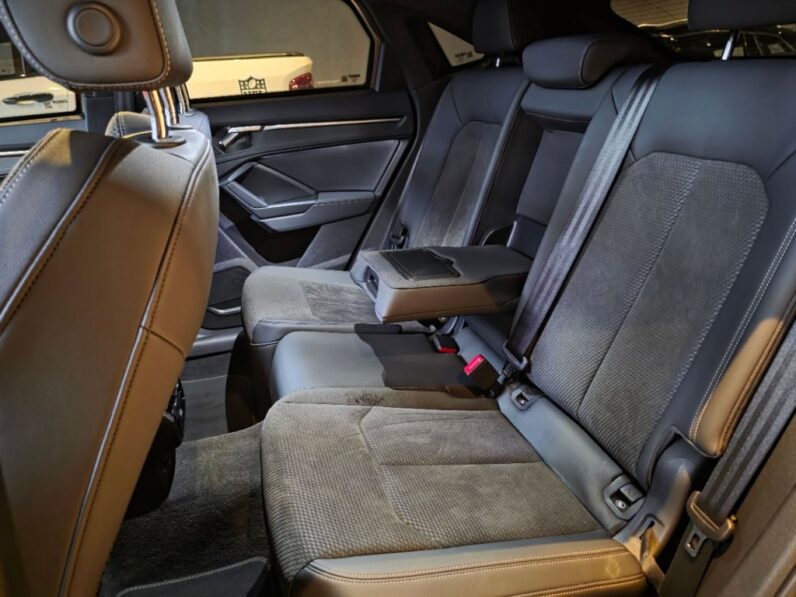 AUDI Q3 2.0 40 TFSI GASOLINA SPORTBACK PERFORMANCE BLACK QUATTRO TIPTRONIC