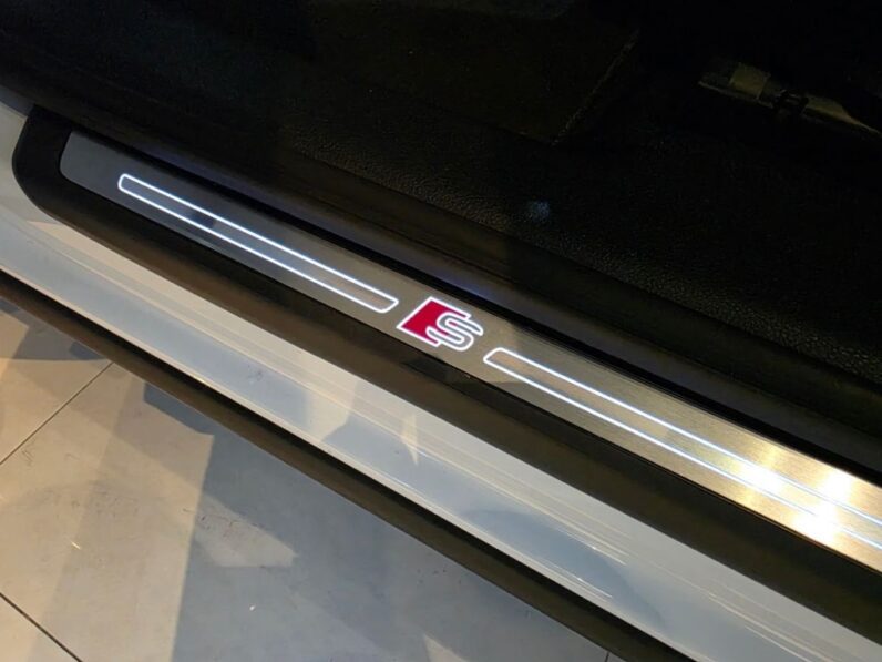 AUDI Q3 2.0 40 TFSI GASOLINA SPORTBACK PERFORMANCE BLACK QUATTRO TIPTRONIC