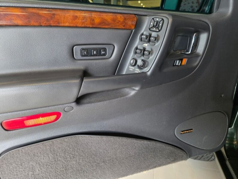 JEEP GRAND CHEROKEE 5.2 LIMITED 4X4 V8 16V GASOLINA 4P AUTOMÁTICO