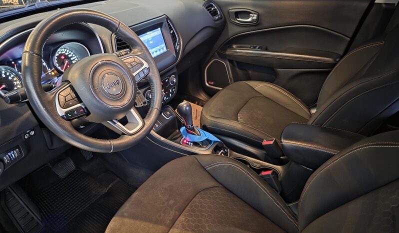 
								JEEP COMPASS 2.0 16V FLEX SPORT 4X4 AUTOMÁTICO full									