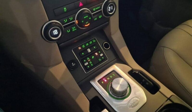 
								LAND ROVER DISCOVERY 4 3.0 SE 4X4 V6 24V BI-TURBO DIESEL 4P AUTOMÁTICO full									