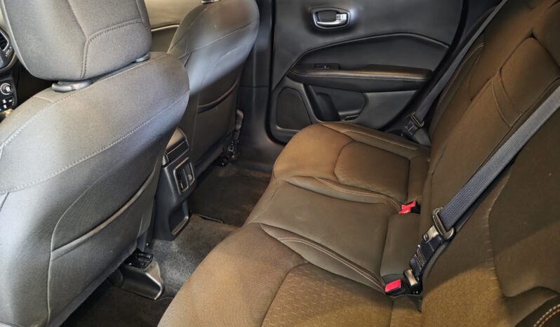 
								JEEP COMPASS 2.0 16V FLEX SPORT 4X4 AUTOMÁTICO full									