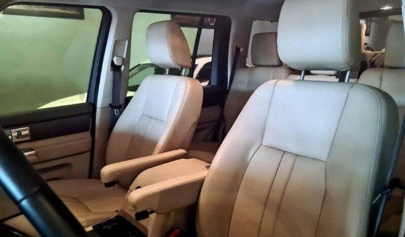 
								LAND ROVER DISCOVERY 4 3.0 SE 4X4 V6 24V BI-TURBO DIESEL 4P AUTOMÁTICO full									