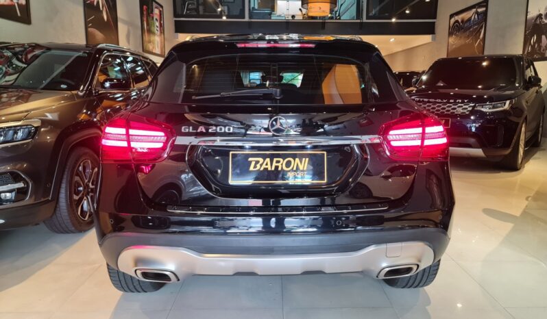 
								MERCEDES-BENZ GLA 200 1.6 CGI FLEX ENDURO 7G-DCT full									