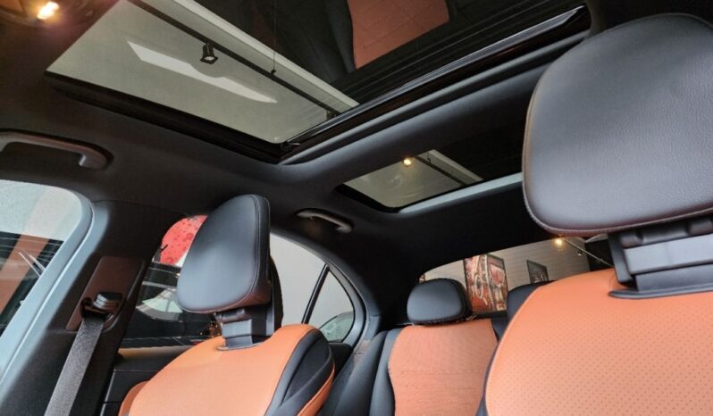 
								MERCEDES-BENZ C 200 1.5 EQ BOOST HÍBRIDO AMG LINE 9G-TRONIC full									