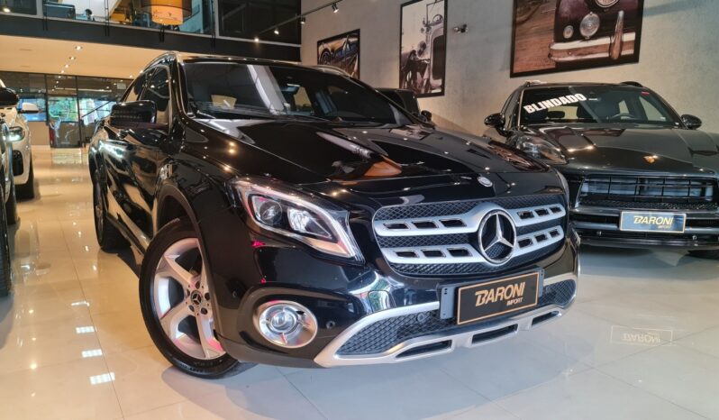 
								MERCEDES-BENZ GLA 200 1.6 CGI FLEX ENDURO 7G-DCT full									