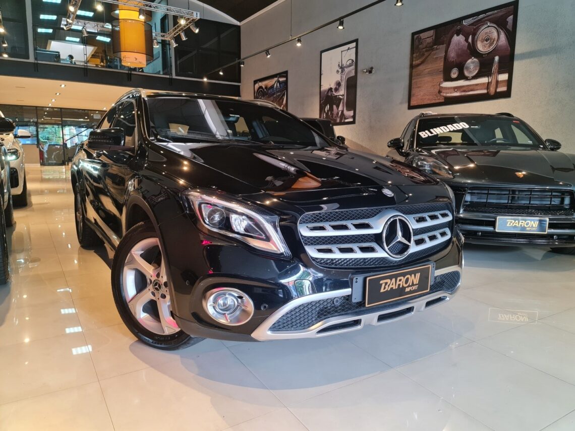 MERCEDES-BENZ GLA 200 1.6 CGI FLEX ENDURO 7G-DCT