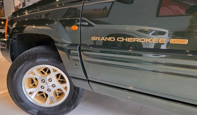 
								JEEP GRAND CHEROKEE 5.2 LIMITED 4X4 V8 16V GASOLINA 4P AUTOMÁTICO full									
