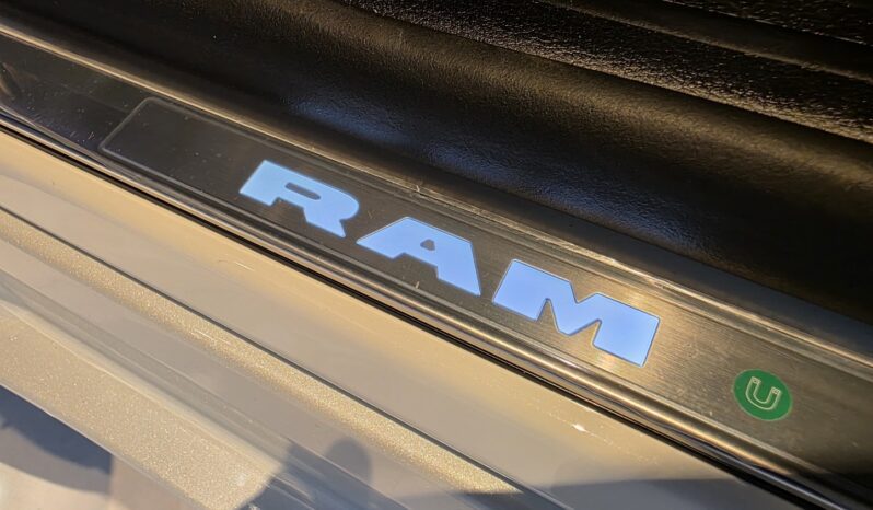 
								RAM RAMPAGE 2.0 HURRICANE 4 TURBO GASOLINA R/T 4X4 AUTOMÁTICO full									