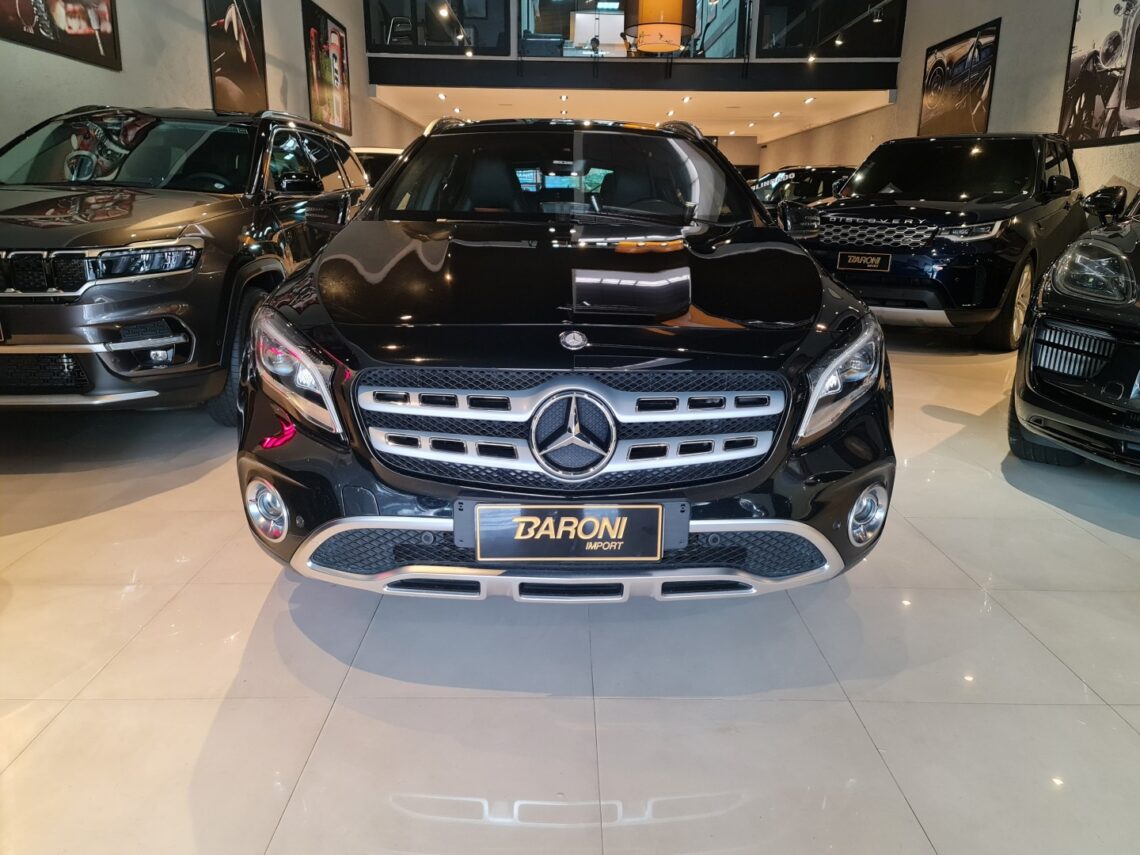 MERCEDES-BENZ GLA 200 1.6 CGI FLEX ENDURO 7G-DCT