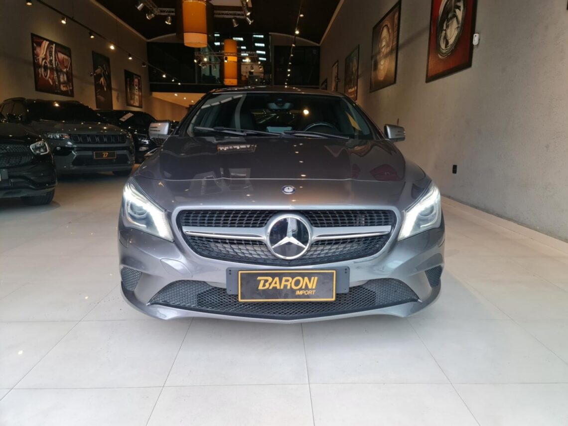 MERCEDES-BENZ CLA 200 1.6 URBAN 16V FLEX 4P AUTOMÁTICO