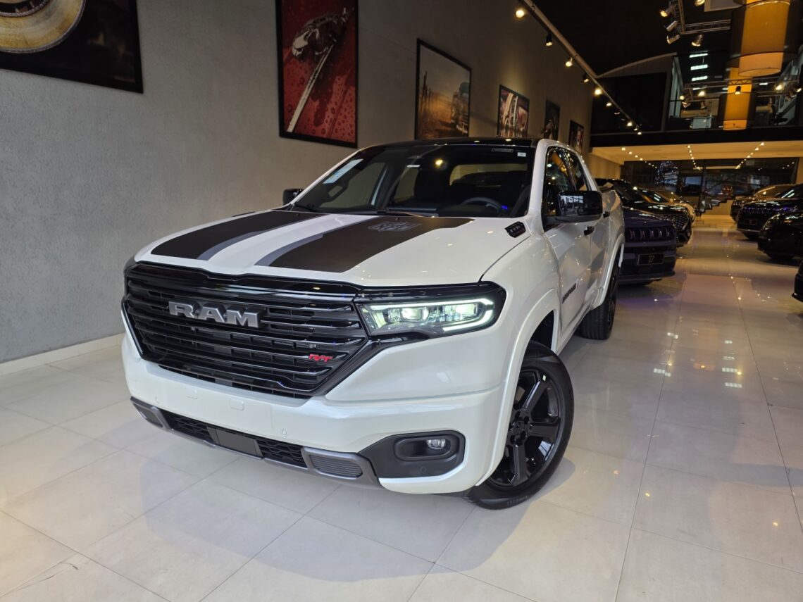 RAM RAMPAGE 2.0 HURRICANE 4 TURBO GASOLINA R/T 4X4 AUTOMÁTICO