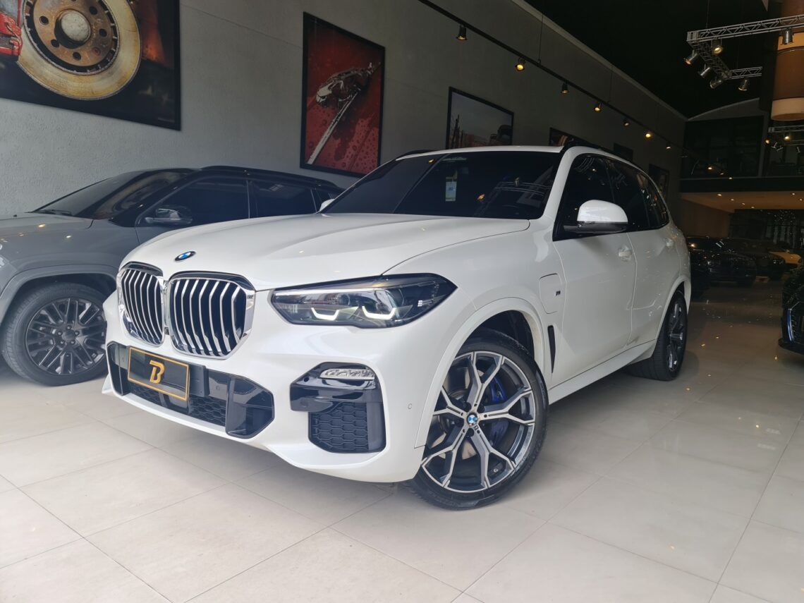 BMW X5 3.0 I6 TURBO HÍBRIDO XDRIVE45E M SPORT AUTOMÁTICO