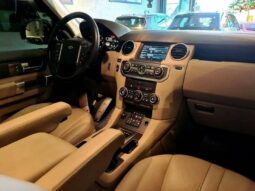 
										LAND ROVER DISCOVERY 4 3.0 SE 4X4 V6 24V BI-TURBO DIESEL 4P AUTOMÁTICO full									